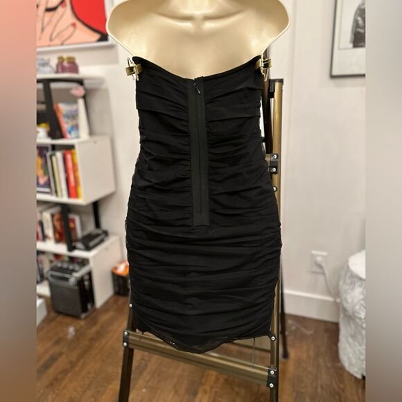 AKIRA EVERYONE WANTS HER STRAPLESS MINI DRESS IN BLK NWT LG - Picture 8 of 13